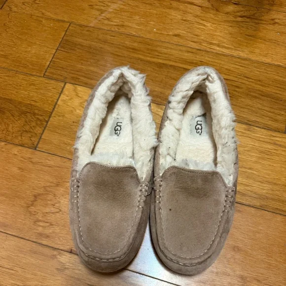 Ugg Ansley slippers - Picture 2 of 5